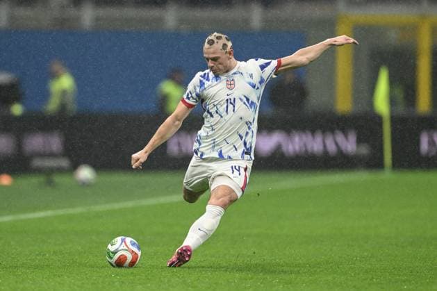 CALCIO - FIFA Mondiali - Qualifiers - Italy vs Norway Julian Ryerson of Norway in action during the 2026 FIFA World Cup, WM, Weltmeisterschaft, Fussball Qualifying Group I football match between Italy and Norway, on 16 of November 2025 at Giuseppe Meazza San Siro Siro stadium in Milan, Italy Milan Italy  Copyright: xIPAxSport ABACAx