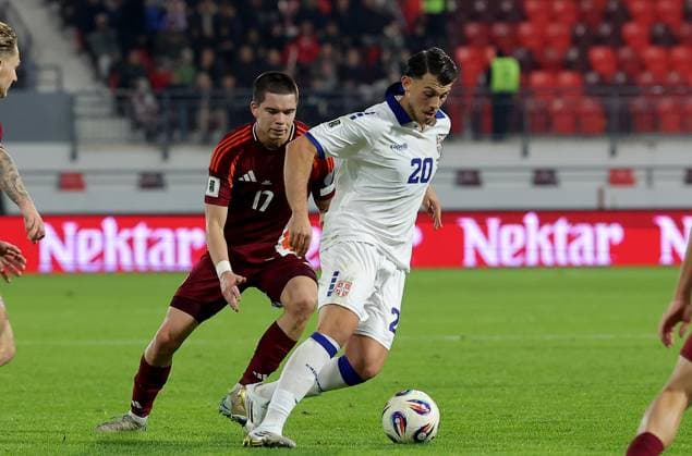 Serbia vs Latvia, Group K World Cup 2026 European Qualifiers Leskovac, Serbia. 16th Nov, 2025. Serbia s Lazar Samardzic during the Group K World Cup 2026 European Qualifiers football match between Serbia and Latvia on November 16. 2025. in Leskovac, Serbia. Leskovac Serbia Copyright: xPedjaxMilosavljevic STARSPORTx