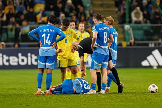 Players of both teams seen during World Cup 2026 European qualification game between national teams of Ukraine and Iceland (Ernest Kolodziej Ball Raw Images) Warsaw Polish Army Stadium Poland Copyright: xErnestxKolodziejx ernestkolodziej_ukraine_iceland_2526-101