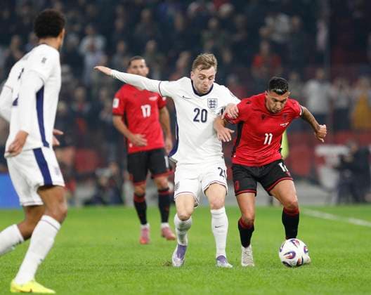 Group K European qualification football match between Albania and England in Tirana, Albania. - 15 November 2025. Albania s Myrto Uzuni (R) fights for the ball with England s Jarrod Bowen during the FIFA World Cup, WM, Weltmeisterschaft, Fussball 2026 European qualification football match between Albania and England at the Air Albania stadium in Tirana, on November 16, 2025. TIRANA ALBANIA Copyright: xMALTONxDIBRAx