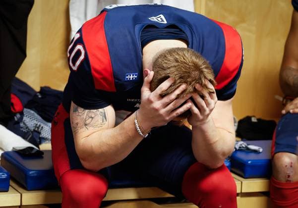 November 16, 2025, Winnipeg, Mb, CANADA: Montreal Alouettes quarterback Davis Alexander (10) sits in the locker room after the Saskatchewan Roughriders defeated Montreal 25-17 to win the 112th CFL Grey Cup, in Winnipeg, Sunday, Nov. 16, 2025. Canada News - November 16, 2025  - ZUMAc35_ 20251116_zaf_c35_210 Copyright: xJohnxWoodsx