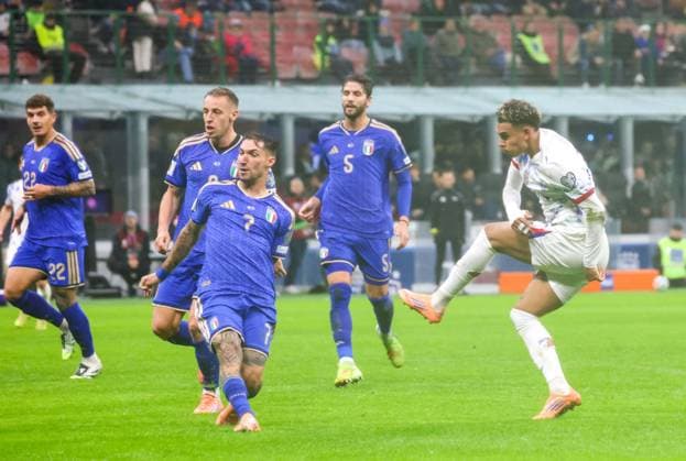 November 16, 2025, Milano, Lombardia, italia: Goal the Antonio Nusa (Norway) During the November 16, 2025, football match between Italy and Norway in the Group I World Cup Qualifiers at the San Siro Stadium in Milan. Milano italia - ZUMAs236 20251116_aap_s236_070 Copyright: xFabioxSassox