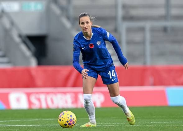 St Helens, England, 16th November 2025. Nathalie Bjorn of Chelsea during the Liverpool FC Women vs Chelsea Women Barclays Women s Super League match at the Totally Wicked Stadium, St Helens. Picture credit should read: Cody Froggatt Sportimage EDITORIAL USE ONLY. No use with unauthorised audio, video, data, fixture lists, club league logos or live services. Online in-match use limited to 120 images, no video emulation. No use in betting, games or single club league player publications. SPI_066_CF_LIVERPOOL_FC_WOMEN_V_CHELSEA_WOMEN SPI-4287-0067