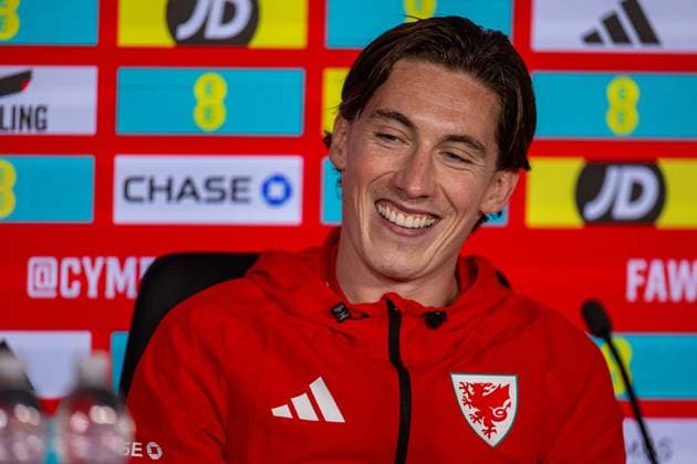 Football - FIFA World Cup, WM, Weltmeisterschaft, Fussball 2026 - Qualifying - Group J - Wales v North Macedonia - MD-1 CARDIFF, WALES - Monday, November 17, 2025: Wales Harry Wilson during a press conference, PK, Pressekonferenz at the Vale Resort ahead of the FIFA World Cup Qualifying Group J match between Wales and North Macedonia. (Photo by David Rawcliffe Propaganda) CARDIFF Cardiff City Stadium CARDIFF WALES  Copyright: xDavidxRawcliffex P2025-11-17-Wales_North_Macedonia_MD_1-62