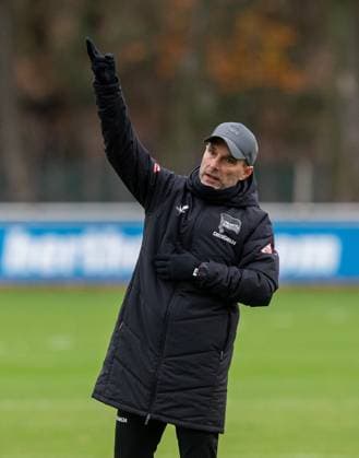 Soccer, Men, Season 2025 26, 2 Bundesliga, Hertha BSC, Training, Coach Stefan Leitl Hertha BSC , 17 11 2025, Copyright: xSebastianxRäppold MatthiasxKochx