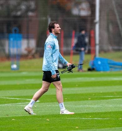 Soccer, Men, Season 2025 26, 2 Bundesliga, Hertha BSC, Training, Pascal Klemens Hertha BSC with a drone, 17 11 2025, Copyright: xSebastianxRäppold MatthiasxKochx