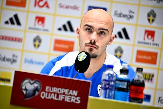 STOCKHOLM, SWEDEN 20251117 Slovenias Vanja DrkuÅ¡iÄ‡ meets journalists at Strawberry arena ahead of Tuesdays World Cup qualifier against Sweden STOCKHOLM SWEDEN x10050x  Copyright: xPontusxLundahl TTx VM-KVAL SVERIGE-SLOVENIEN