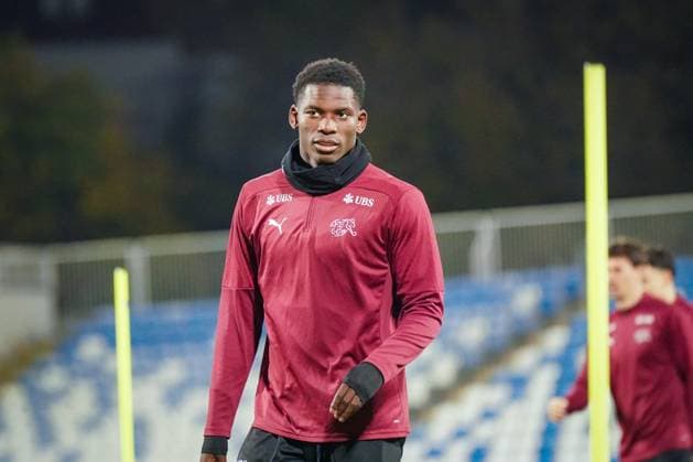 Kosovo Training of the Swiss national team before the World Cup qualifier Kosovo vs Switzerland at Fadil Vokrri Stadium in Pristina Breel Embolo Switzerland, 7 Pristina Kosovo Copyright: xJOERANxSTEINSIEKx
