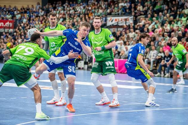 Handball Bundesliga HSG Wetzlar VfL Gummersbach, 17 11 25 Kristjan Horzen VfL Gummersbach, 27 , Nikola Grahovac HSG Wetzlar, 2 , Ahmed Nafea HSG Wetzlar, 79 , Jona Schoch HSG Wetzlar, 22 Handball Bundesliga HSG Wetzlar VfL Gummersbach Wetzlar, 17 11 25 Copyright: xBEAUTIFULxSPORTS Roeczeyx