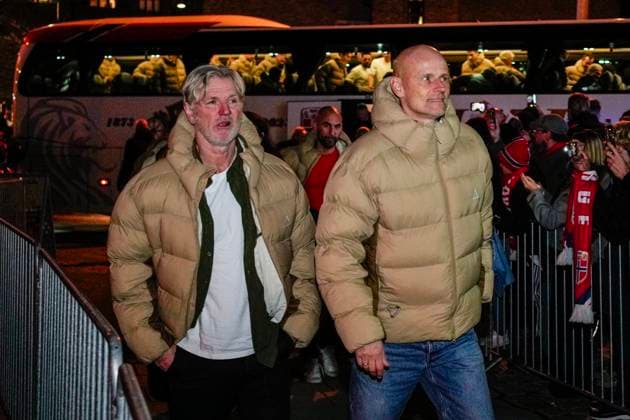 Folk festival after World Cup qualification Oslo 20251117 Erling Braut Haaland arrives at Carls pub to celebrate the World Cup qualification Photo Terje Bendiksby NTB Oslo Norway EDITORIAL USE ONLY RESTRICTED USE FOR BETTING COMPANIES  Copyright: xTerjexBendiksbyx xNTBx