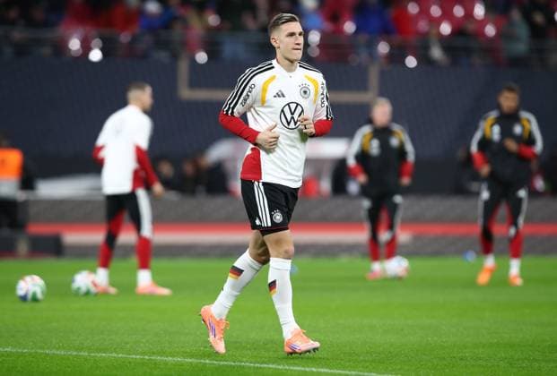 17 11 2025, xtgx, Football World Cup Qualification 2026, Germany Slovakia v l Nico Schlotterbeck Deutsche Fussball Nationalmanschaft DFB DFL DFB REGULATIONS PROHIBIT ANY USE OF PHOTOGRAPHS as IMAGE SEQUENCES and or QUASI VIDEO Leipzig