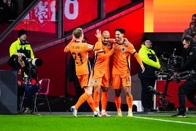 World Cup qualification: The Netherlands v Lithuania Amsterdam - Frenkie de Jong of The Netherlands, Donyell Malen of The Netherlands, Tijani Reijnders of The Netherlands during the qualification match for the World Cup 2026. The match is set between The Netherlands and Lithuania at Johan Cruyff Arena on 17 November 2025 in Amsterdam, The Netherlands. (VK Sportphoto Yannick Verhoeven) Copyright: xYannickxVerhoevenx