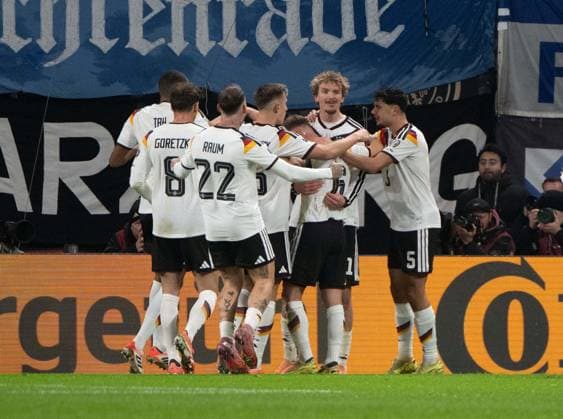Soccer, Men, Season 2025 26, World Cup Qualification Group A, Matchday 10 in Leipzig, Germany Slovakia, Nick Woltemade 2 v r , Germany , Celebration after goal to 1 0, 17 11 2025, Copyright: xMatthiasxKochx