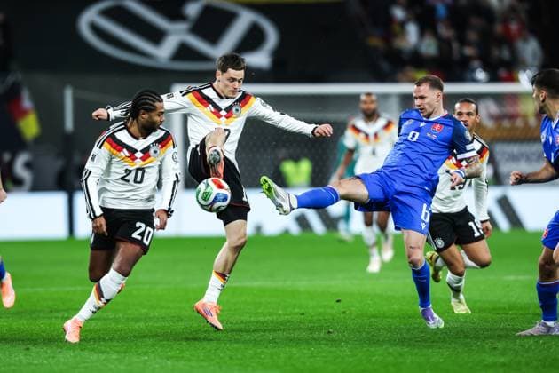 Sport, Football, UEFA European Qualifiers World Cup Qualifiers Europe Group A 10 Matchday Germany Slovakia 17 11 2025, Red Bull Arena Serge Gnabry Germany, 20 Florian Wirtz Germany, 17 Norbert Gyömber Slovakia, 6 Leipzig Red Bull Arena Saxony Germany