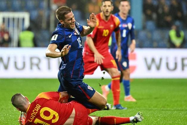 Podgorica, Montenegro, 171125. City Stadium. Football match of the 10th round of Group L of the European qualifiers for the FIFA World Cup, WM, Weltmeisterschaft, Fussball 2026, Montenegro - Croatia. In the photo: Mario Pasalic. Photo: Tom Dubravec CROPIX Split CROATIA Copyright: xxTomxDubravecx crna_gora_hrvatska32-171125