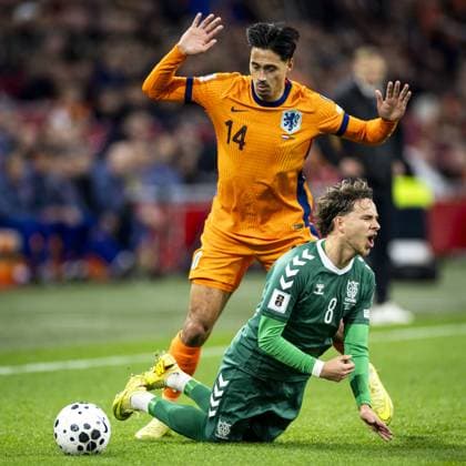 AMSTERDAM (l-r) Tijjani Reijnders of the Netherlands, Tomas Kalinauskas of Lithuania during the World Cup qualifying match between the Netherlands and Lithuania at the Johan Cruijff ArenA on November 17, 2025, in Amsterdam, Netherlands. ANP KOEN VAN WEEL FIFA 2026 World Cup Qualifier 2025-2026 xVIxANPxSportx xxANPxIVx 542369131 originalFilename: 542369131.jpg