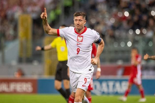 2025.11.17 Malta Pilka nozna Kwalifikacje Mistrzostw Swiata 2026 Malta - Polska N z Robert Lewandowski gol bramka radosc Foto Marcin Karczewski PressFocus 2025.11.17 Malta Football - FIFA World Cup, WM, Weltmeisterschaft, Fussball 2026 Qualifying round Malta - Poland Robert Lewandowski gol bramka radosc Credit: Marcin Karczewski PressFocus NEWSPIX.PL --- newspix.pl 
