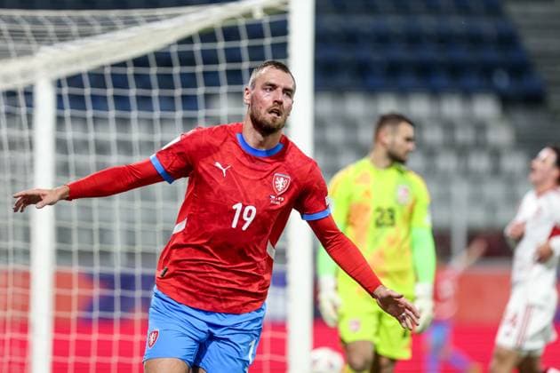 17.11.2025, Olomouc Pilka nozna Eliminacje Mistrzostw Swiata 2026 mecz 8 : Czechy - Gibraltar - Football 2026 FIFA World Cup, WM, Weltmeisterschaft, Fussball qualifiers round Match 8 : Czech Republic - Gibraltar Nz. Tomas Chory Fot. Michal Chwieduk Arena Akcji NEWSPIX.PL --- newspix.pl 