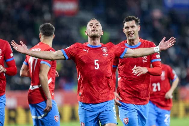 17.11.2025, Olomouc Pilka nozna Eliminacje Mistrzostw Swiata 2026 mecz 8 : Czechy - Gibraltar - Football 2026 FIFA World Cup, WM, Weltmeisterschaft, Fussball qualifiers round Match 8 : Czech Republic - Gibraltar Nz. Vladimir Coufal Fot. Michal Chwieduk Arena Akcji NEWSPIX.PL --- newspix.pl 