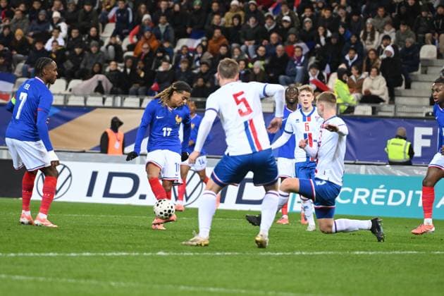 Football : France -U 21 v Iles Feroe -U 21 - UEFA European Under-21 Championship qualification SaÃ¯mon BouabrÃ of France during 2025 UEFA European Under-21 Championship qualification, Group C football match between France -U 21 and Iles FEROE -U 21 at the Alpes stadium Grenoble on November 17, 2025  Copyright: xALLILI_MOURADx