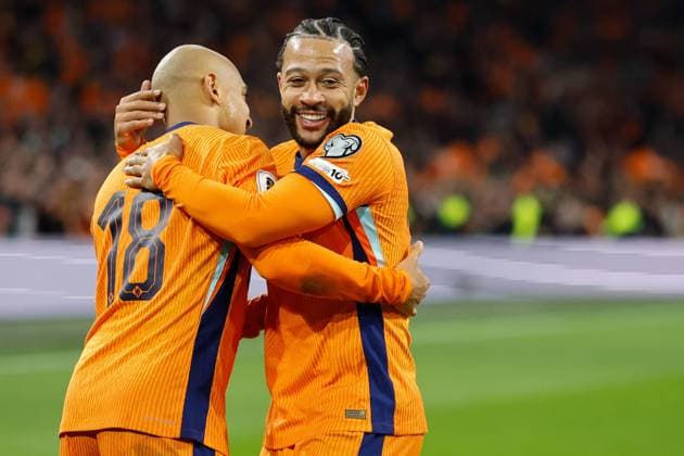 Donyell Malen of the Netherlands, Memphis Depay of the Netherlands Netherlands v Lithuania, FIFA World Cup, WM, Weltmeisterschaft, Fussball 2026 Qualifier, Netherlands v Lithuania, Johan Cruijff Arena, November 17, 2025, Amsterdam, Netherlands.