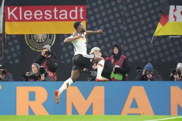 celebrate the goal, goal celebration to 5 0 Ridle Baku Germany Germany Leipzig 17 11 2025 Germany vs Slovakia, World Cup Qualification, Matchday 6