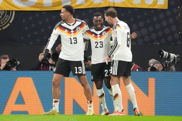 celebrate the goal, goal celebration for 5 0 Ridle Baku Germany Germany with Felix Nmecha Germany Germany Germany , Leon Goretzka Germany Germany Leipzig 17 11 2025 Germany vs Slovakia, World Cup Qualification, Matchday 6