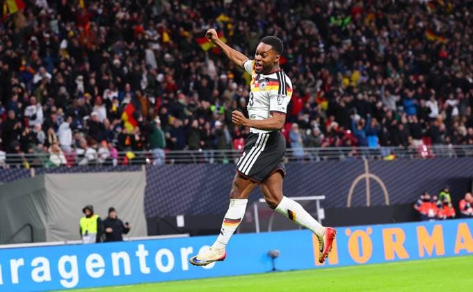 Germany Slovakia World Cup Qualification Leipzig, 17 11 2025, Red Bull Arena, Soccer, World Cup Qualification , BR Germany DEU vs Slovakia SVK , Goal for Germany to 5 0 In the picture scorer Ridle Baku 23, DEU , Goal celebration , Picture Point