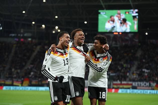 17 11 2025, xtgx, Football World Cup Qualification 2026, Germany Slovakia v l Felix Nmecha German National Football Team DFB , Forzan Assan Quedraogo German National Football Team DFB , Nathaniel Brown German National Football Team DFB celebrate the goal, Der Torjubel zum 6 0 DFL DFB REGULATIONS PROHIBIT ANY USE OF PHOTOGRAPHS as IMAGE SEQUENCES and or QUASI VIDEO Leipzig