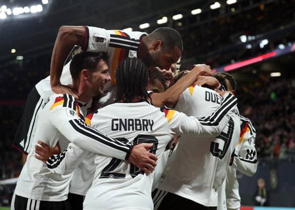 17 11 2025, xtgx, Football World Cup Qualification 2026, Germany Slovakia v l Felix Nmecha German National Football Team DFB , Forzan Assan Quedraogo German National Football Team DFB , Nathaniel Brown German National Football Team DFB celebrate the goal, Der Torjubel zum 6 0 DFL DFB REGULATIONS PROHIBIT ANY USE OF PHOTOGRAPHS as IMAGE SEQUENCES and or QUASI VIDEO Leipzig