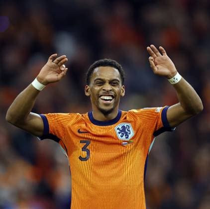 AMSTERDAM - Jurrien Timber of the Netherlands during the World Cup qualifying match between the Netherlands and Lithuania at the Johan Cruijff ArenA on November 17, 2025, in Amsterdam, Netherlands. ANP MAURICE VAN STEEN FIFA 2026 World Cup Qualifier 2025-2026 xVIxANPxSportx xxANPxIVx 542373112 originalFilename: 542373112.jpg