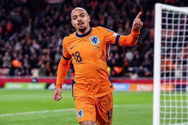 2025-11-17 Netherlands v Lithuania - UEFA World Cup Qualification match AMSTERDAM, NETHERLANDS - NOVEMBER 17: Donyell Malen of Netherlands celebrates the goal during the UEFA World Cup Qualification match match between Netherlands and Lithuania at Johan Cruijff ArenA on November 17, 2025 in Amsterdam, Netherlands. Amsterdam Johan Cruijff ArenA Netherlands Content not available for redistribution in The Netherlands directly or indirectly through any third parties. Copyright: xPieterxvanxderxWoudex