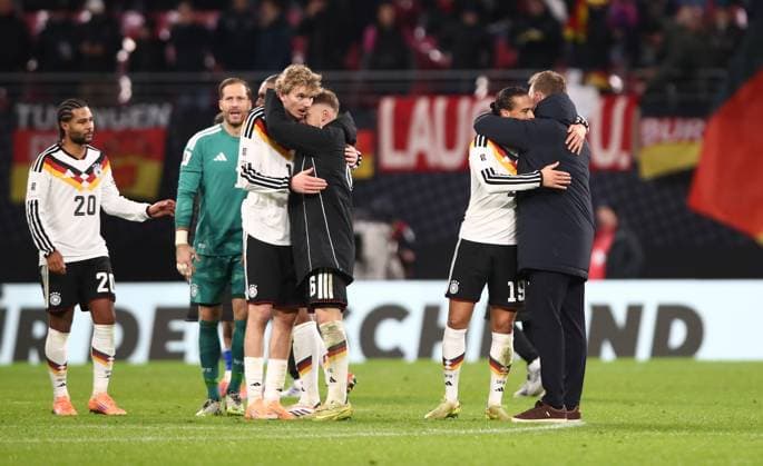 17 11 2025, xtgx, Football World Cup Qualification 2026, Germany Slovakia v l Nick Woltermade German Football National Team DFB , Joshua Kimmich German Football National Team DFB , Leroy Sane German Football National Team DFB , Coach Julian Nagelsmann German Football National Team DFB DFL DFB REGULATIONS PROHIBIT ANY USE OF PHOTOGRAPHS as IMAGE SEQUENCES and or QUASI VIDEO Leipzig