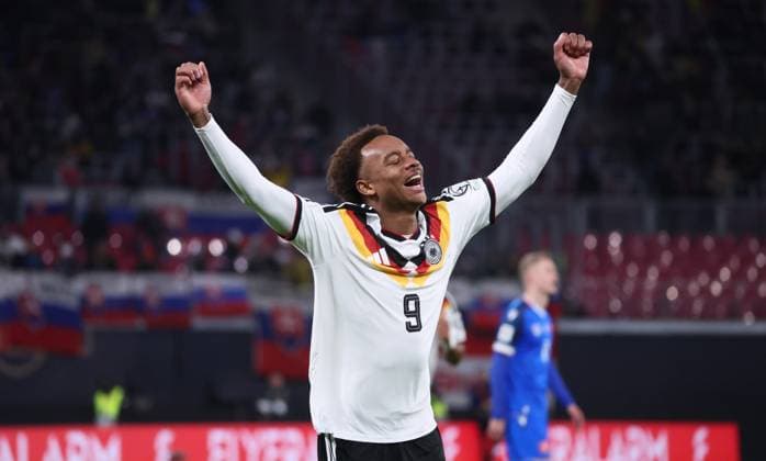 Leipzig, 17 11 2025, Red Bull Arena, Soccer, World Cup Qualification , BR Germany vs Slovakia , In the picture Goal for Germany Assan Ouedraogo 9, DEU scores to 6 0 and cheers with his teammates , Picture Point