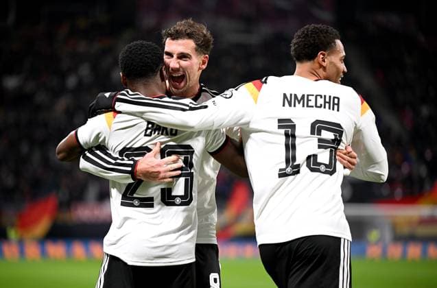 Football International Qualification World Cup 2026 in Leipzig Group A 6 Matchday Germany Slovakia 17 11 2025 CHEERS Germany from left , Ridle Baku after the goal to 5 0, with Leon Goretzka, Felix Nmecha