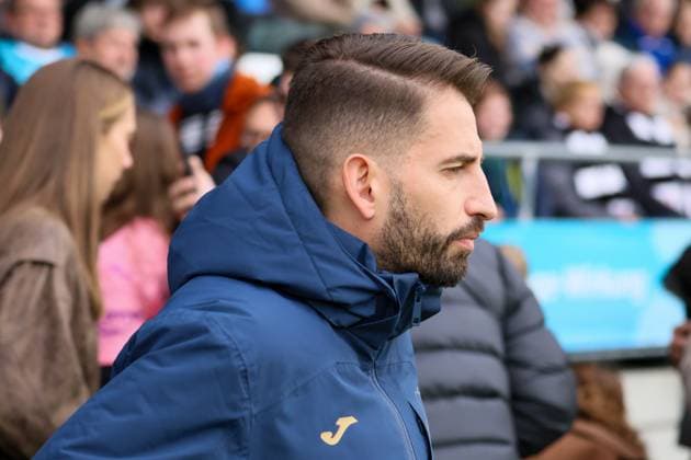 Sinsheim, Germany 16 November 2025 DFB Pokal Women 1 8 Final 2025 2026 TSG 1899 Hoffenheim vs Eintracht Frankfurt In the picture Coach Theodoros Dedes TSG DFB regulations prohibit any use of photographs as image sequences and or quasi video Dietmar Hopp Stadion Baden Württemberg Copyright: xFotostandx xFantinix