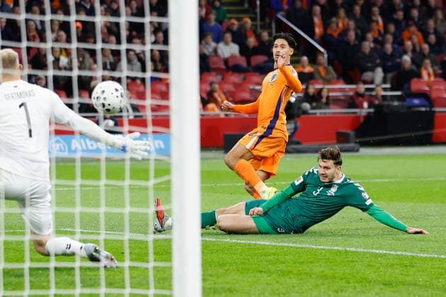 FIFA World Cup, WM, Weltmeisterschaft, Fussball 2026 Qualifier - Netherlands vs Lithuania, Netherlands Tijjani Reijnders of the Netherlands scoring the 1-0 during the FIFA World Cup 2026 Qualifier match between Netherlands and Lithuania at the Johan Cruijff Arena in Amsterdam, Netherlands, November 17, 2025. Amsterdam Netherlands  Copyright: xMatrixxImagesx xHenkxJanxDijksx