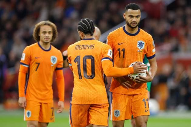 FIFA World Cup, WM, Weltmeisterschaft, Fussball 2026 Qualifier - Netherlands vs Lithuania, Netherlands Memphis Depay of the Netherlands, Cody Gakpo of the Netherlands during the FIFA World Cup 2026 Qualifier match between Netherlands and Lithuania at the Johan Cruijff Arena in Amsterdam, Netherlands, November 17, 2025. Amsterdam Netherlands  Copyright: xMatrixxImagesx xHenkxJanxDijksx