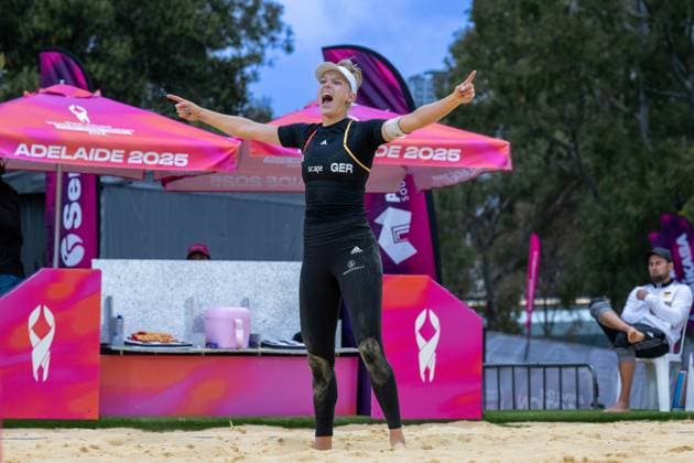 RECORD DATE NOT STATED ADELAIDE, AUSTRALIA - NOVEMBER 18: Linda Bock (Player 1 - GER) during the Beach volleyball, Beachvolleyball World Championships at Adelaide on November 18, 2025 in Adelaide, Australia. Australia Copyright: xBEAUTIFULxSPORTS PeterxWeberx