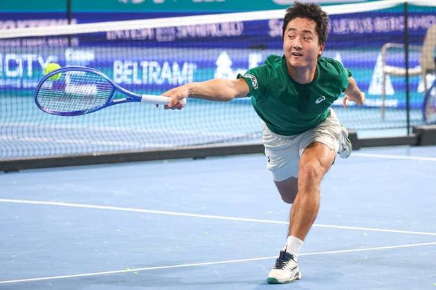 Shintaro MOCHIZUKI (JPN) during ATP, Tennis Herren Challenger Bergamo, International Tennis match in Bergamo, Italy, November 18 2025  Copyright: xRobertaxCorradin IPAxSportx xipa-agency.netx xx IPA_68084810 IPA_Agency_IPA68084810
