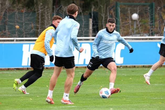 DEU, DFL, 2 FBL Hertha BSC, Training, 18 11 2025, Sportforum, Berlin, DEU, DFL, 2 FBL Hertha BSC, Training, im Bild Dawid Kownacki Hertha BSC Berlin 9 DFL regulations prohibit any use of Photographs as image sequences and or quasi video nordphotoxGmbHx xEngler nph00076