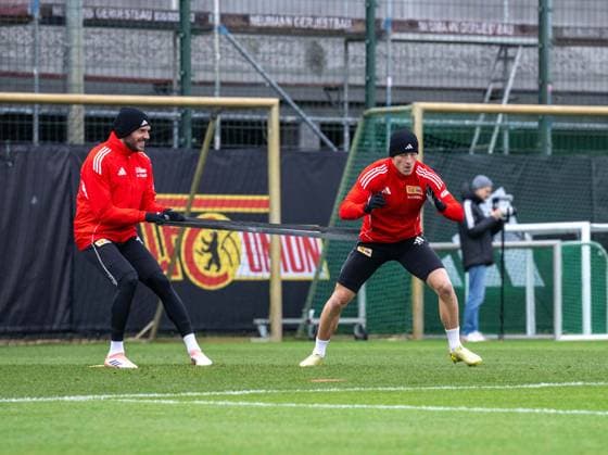 Soccer, Men, Season 2025 2026, 1 Bundesliga, 1 FC Union Berlin, Training, f l Christopher Trimmel 1 FC Union Berlin , Tim Skarke 1 FC Union Berlin , 18 11 2025, Copyright: xMatthiasxKochx