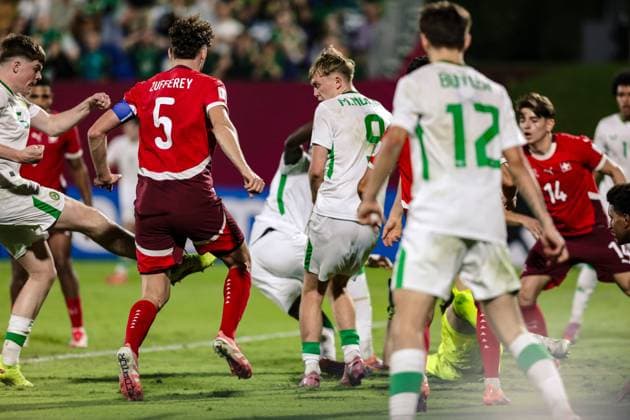 2025 FIFA Under 17 World Cup Round of 16, Aspire Zone Pitch 1, Doha, Qatar 18 11 2025 Switzerland vs Ireland Ireland™s Vinnie Leonard scores his sides 1st goal of the match Vinnie Leonard scores his sides 1st goal of the match 18 11 2025  Copyright: x INPHOx IMG_0559