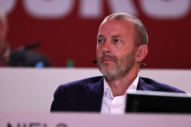 18 11 2025 Football season 2025 2026 2 Football Bundesliga General Meeting Annual General Meeting JHV 2025 Sportfoto Zink DaMa xdaxmax Niels Rossow Board Strategy Marketing 1 FC Nürnberg FCN pensive