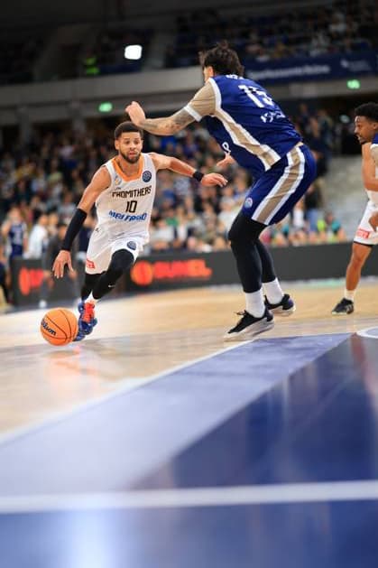 Game scene with Kendale McCullum 10 Promitheas Patras Vikos Cola and Marcel Keßen 15 MLP Academics Heidelberg Basketball Champions League MLP Academics Heidelberg vs Promitheas Patras Vikos Cola Copyright: xspeedshotx