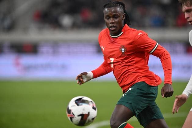 November 18, 2025, Hradec Kralove, Czech Republic: Portugal s GEOVANY QUENDA during the UEFA European Under-21 Championship Qualifying game between Czech Republic and Portugal, at November 18, 2025, in Hradec Kralove in the Czech Republic. Hradec Kralove Czech Republic - ZUMAr156 20251118_aap_r156_001 Copyright: xSlavekxRutax