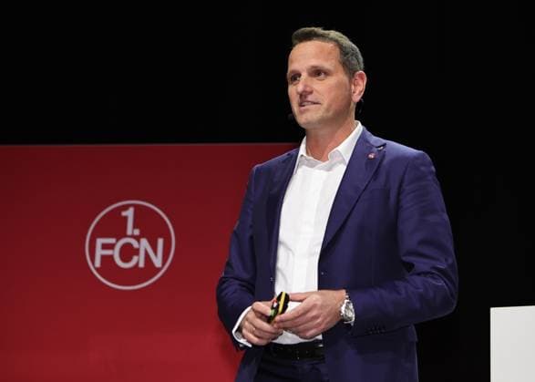 18 11 2025 Soccer Season 2025 2026 2 Soccer Bundesliga General Meeting Annual General Meeting JHV 2025 Sportfoto Zink DaMa xdaxmax Joti Chatzialexiou Board of Directors Sport 1 FC Nürnberg FCN speaks to Clubfan Clubfans FCN Fans Fans and Members