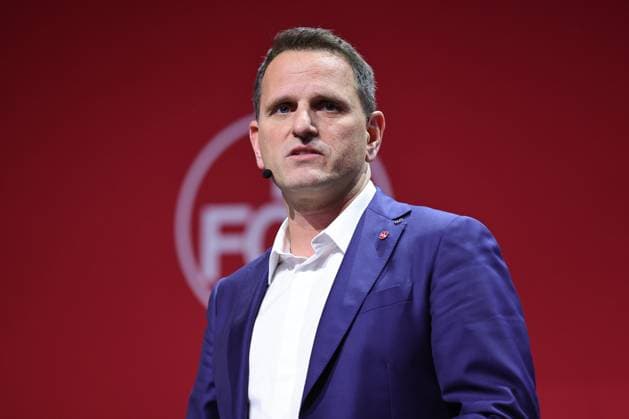 18 11 2025 Soccer Season 2025 2026 2 Soccer Bundesliga General Meeting Annual General Meeting JHV 2025 Sportfoto Zink DaMa xdaxmax Joti Chatzialexiou Board of Directors Sport 1 FC Nürnberg FCN speaks to Clubfan Clubfans FCN Fans Fans and Members