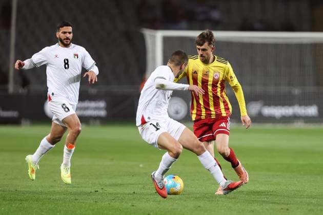November 18, 2025, Barcelona, Barcelona, SPAIN: Jofre Carreras of Catalonia in action during the International Friendly, Länderspiel, Nationalmannschaft match between Catalonia and Palestine at Estadi Olimpic Lluis Companys on November 18, 2025 in Barcelona, Spain. Barcelona SPAIN - ZUMAa181 20251118_zaa_a181_040 Copyright: xJavierxBorregox