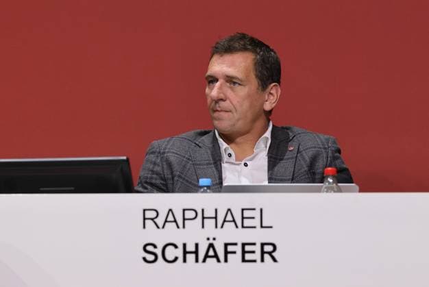 18 11 2025 Football season 2025 2026 2 Football Bundesliga General Meeting Annual General Meeting JHV 2025 Sportfoto Zink DaMa xdaxmax Raphael Schäfer Schaefer Supervisory Board member former player 1 FC Nürnberg FCN pensive